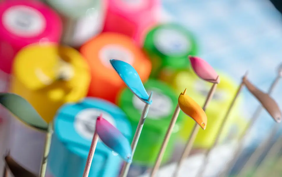 きれいに塗装されたルアー